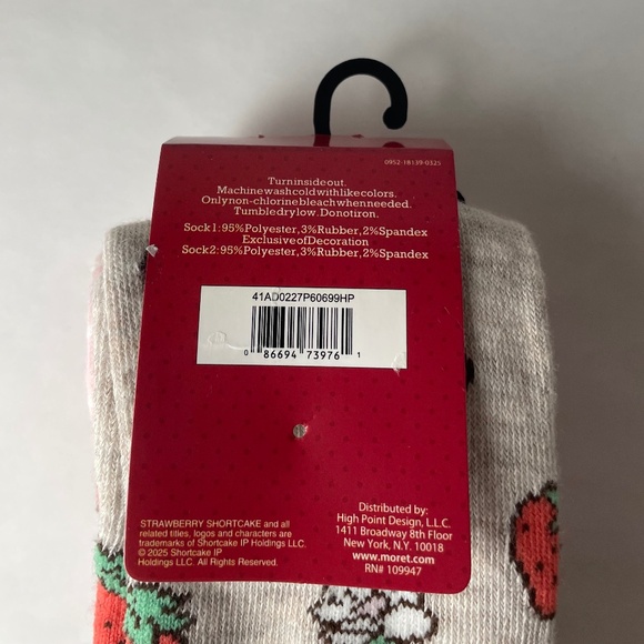 Strawberry Shortcake 2 Pairs Crews Socks Shoe Size 4-10, Sock Size 9-11 New wTag - Picture 4 of 4